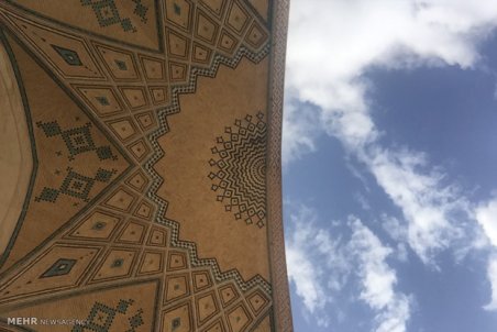 چطور یک‌روزه به کاشان برویم؟