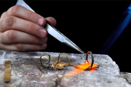 طلا سازان خواهان محاسبه مالیات از اجرت ساخت هستند