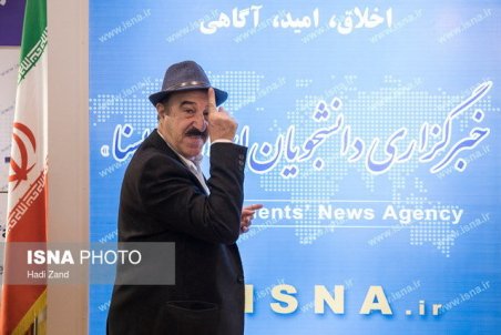 منوچهر آذری: رادیو در حال حاضر پول ندارد