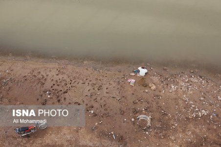 خراسان جنوبی| سرریز شدن سد نهرین طبس نخستین بار در 13 سال گذشته