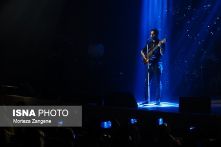 اصفهان، اردیبهشت و تولد محسن یگانه