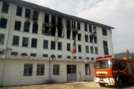 مازندارن| بلاتکلیفی چایکاران تنکابنی با تعطیلی مجدد کارخانه چای شعیب کلایه