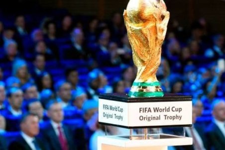 جنگ برندها در حاشیه فوتبال