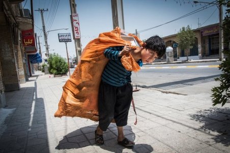 ثروتي كه  كف خيابان ريخته