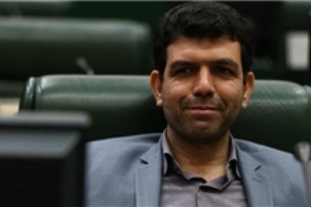اصفهان| نظارت مجلس بر اقتصاد کشور بسیار ضعیف است