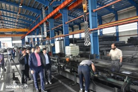 اصفهان| نداشتن پروانه بهره برداری از چالش های شهرک صنعتی فولاد است