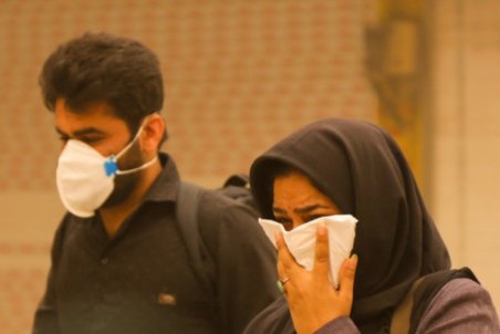 کرمان| ایستاده در غبار