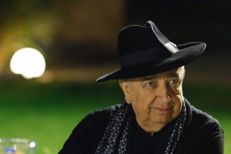 مبصر مردم نيستم