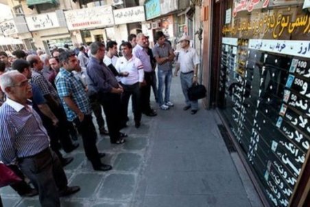 اختصاص ارز۴۲۰۰تومانی به مسافران توجیهی ندارد