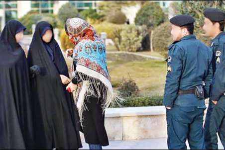 بی‌حجابی؛ از تأثیر سلبریتی‌ها تا برخوردهای خیابانی