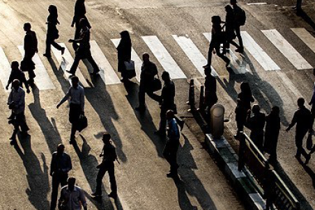 در انتظار فرداييم