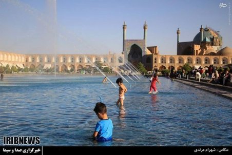 اولین حوض فرنگی ایران قربانی چوگان در نقش جهان