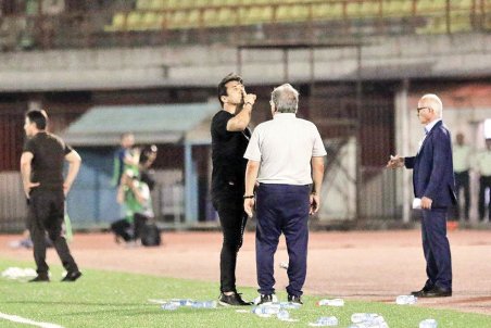 راه ندادن گزارشگر و داور، سقوط لیدر فولاد و هیس خداداد!