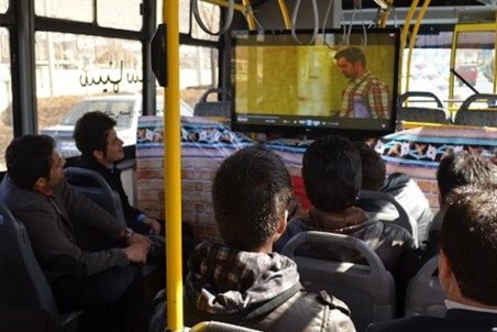 خراسان رضوی| پرچم سینما بالا نگه‌داشته می‌شود