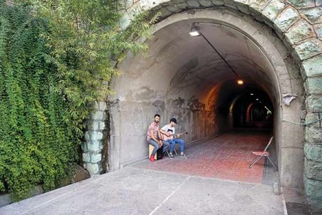 ساز در پارک ممنوع نیست