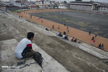 مازندران| حاشیه های استادیوم نیمه کاره آمل