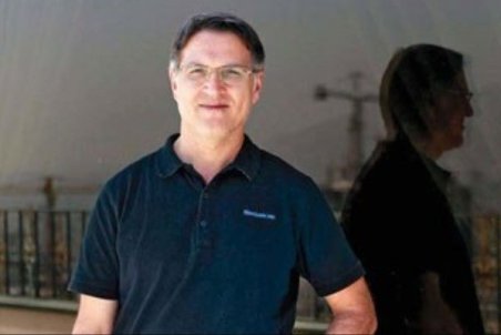 مردم سیاستی را می‌پذیرند که مشکلات را حل کند