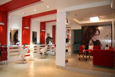 رد پای پول روی صورت و مو