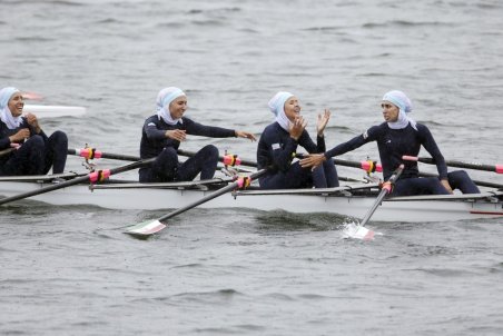 پاروي بي‌قايق