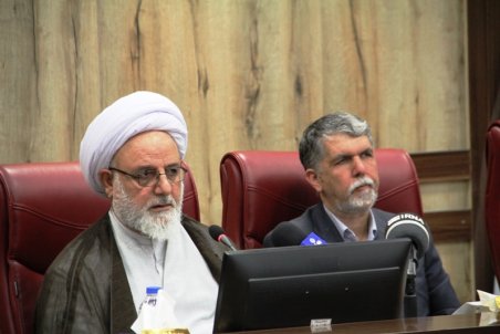 ایلام| مقابله با ظلم جهانی با تکیه بر پیام مکتب عاشورا