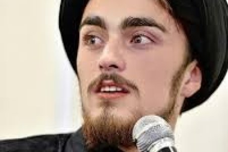 انتقادات وارد است، عذرخواهي مي‌كنم