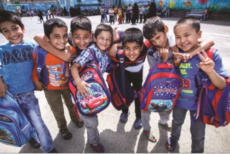 بار تحصیل روی شانه‌های دانش‌آموزان