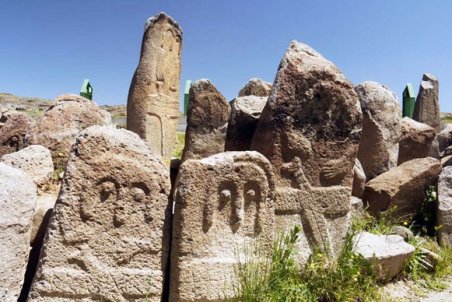 بغض سنگ افراشته‌های «شهر یئری»