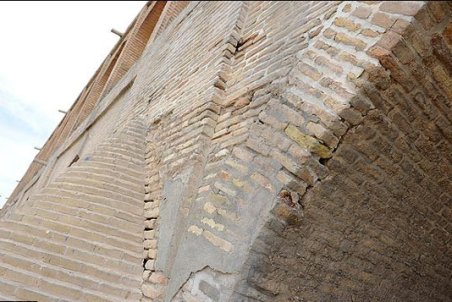 ترك خشكسالي بر تن سي‌ و سه‌پل