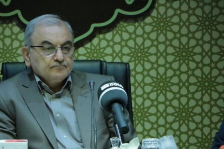 قم| مهم‌ترین اصل در ثبات بازار مشارکت مردم است