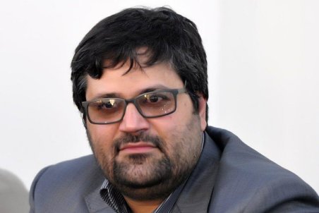 قم| به پیام‌های فرهنگی در تابلوهای تبلیغاتی توجه شود