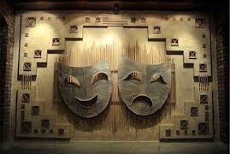 تکیه پولدار‌ها بر صندلی های تماشاخانه