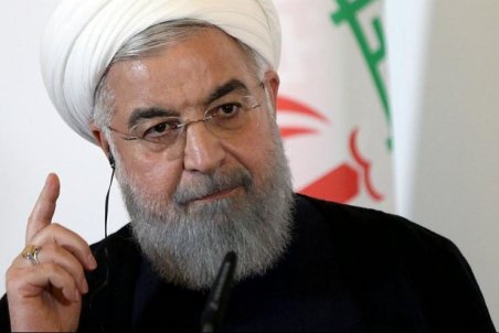 انتقاد نباید دستوری باشد