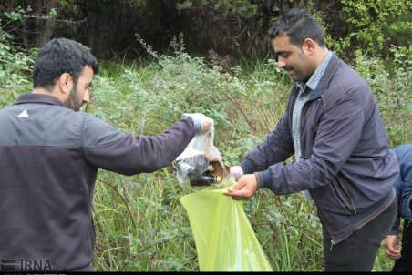 گیلان| پاکسازی طبیعت پناهگاه حیات وحش آستارا‎