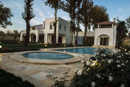 تکنیک دلال‌ها برای فروش ملک؛ از علی دایی تا خاندان هاشمی