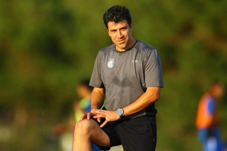 برای موفقيت استقلال حرفم را مي‌زنم و از كسي هم نمي‌ترسم