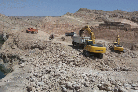 ایلام| خلاء وجود صنایع جانبی در کنار معادن استان