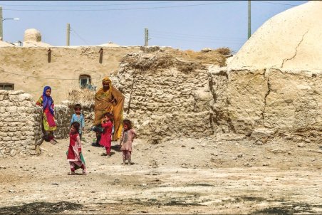 آنان که سرزمین ندارند