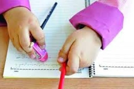 مشق شب دستوری نیست