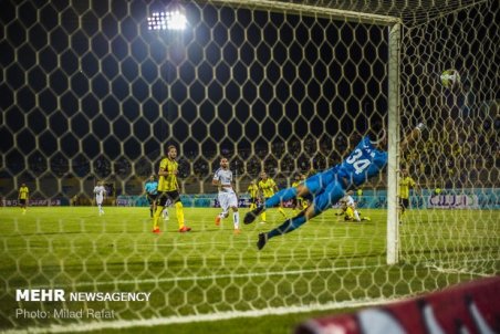 کپی رایت اجباری