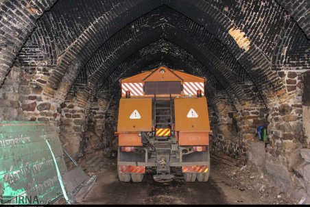 مازندران| استفاده از کاروانسرای تاریخی به عنوان پارکینگ