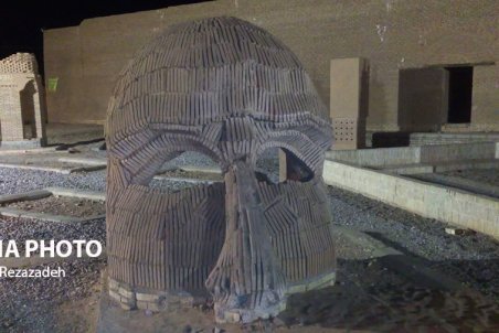 یزد| نمایشگاه سازه‌های خشتی