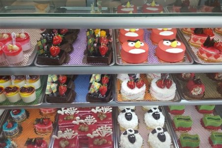 چهارمحال و بختیاری| کاهش چشمگیر فروش شیرینی در شهرکرد