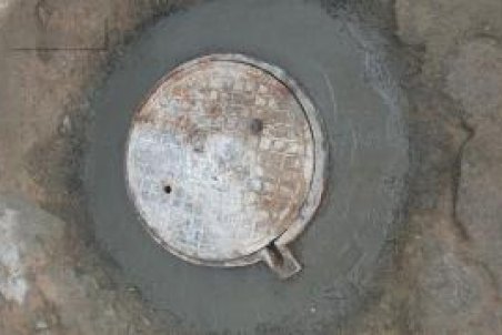 ۶۳ مورد همسطح سازي دريچه فاضلاب ، آبفا منطقه ۲