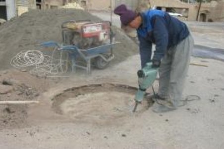 همسطح سازی دريچه منهول های فاضلاب نایین