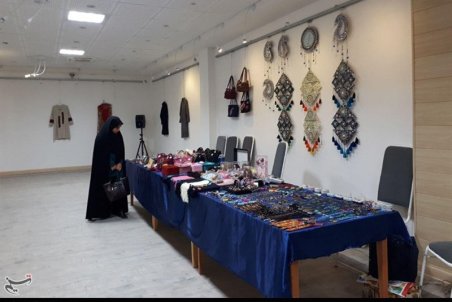 سیستان و بلوچستان| نمایشگاه دائمی صنایع‌دستی‌دستی زنان بلوچ در زنجان آغاز شد