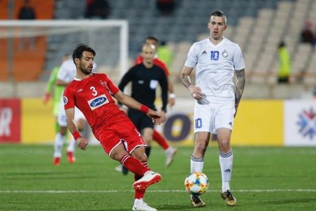 گام لرزان سرخابی ها