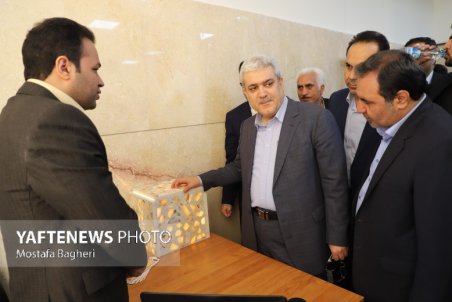 بازدید معاون رئیس‌جمهور از مراکز علمی پژوهشی لرستان