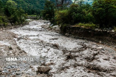 همدان| سیلاب در ملایر 4 کشته داشت