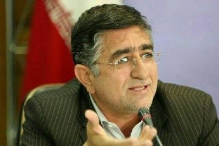 ارتباط ۴۰ روستا در پلدختر هنوز قطع است