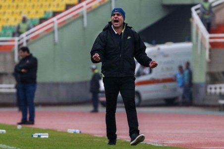 16 تیم و 34 مربی؛ این فوتبال نتیجه‌گرا